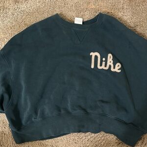 Nike sweatshirt